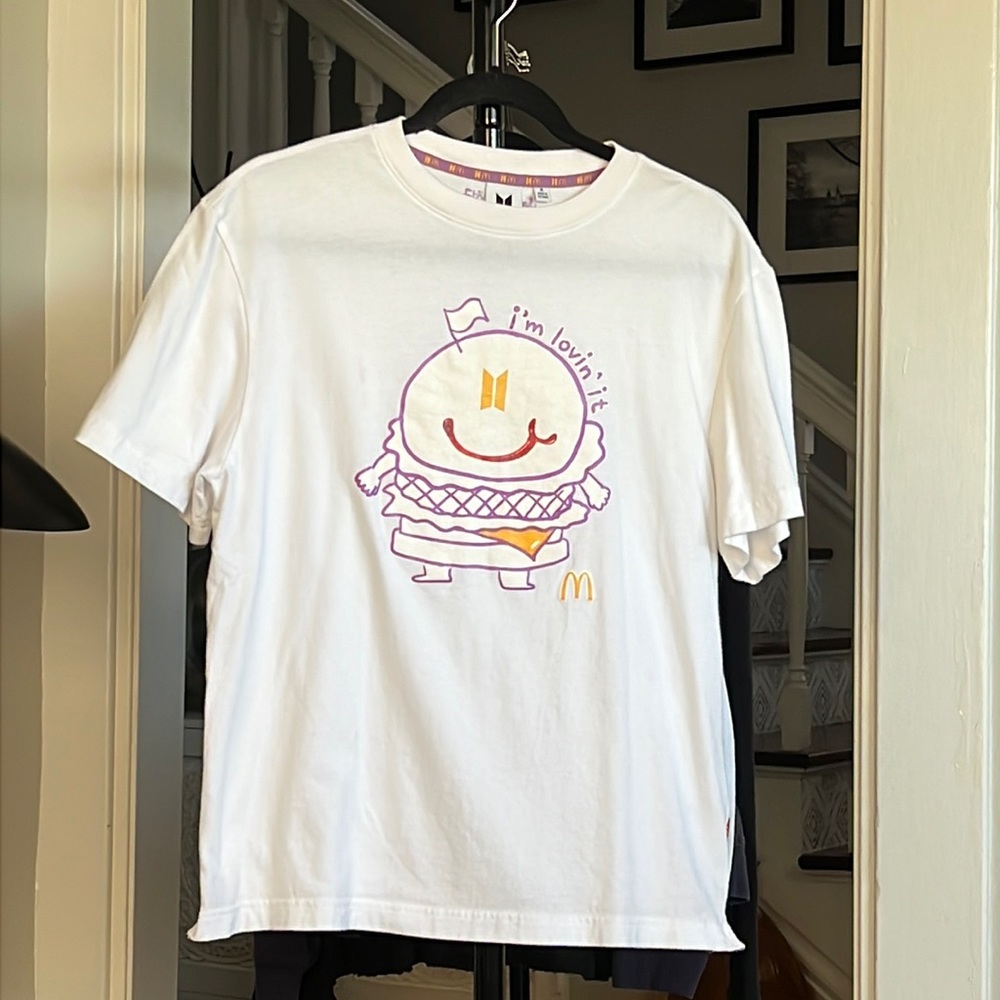 Jung kook/McDonald’s graphic tshirt
